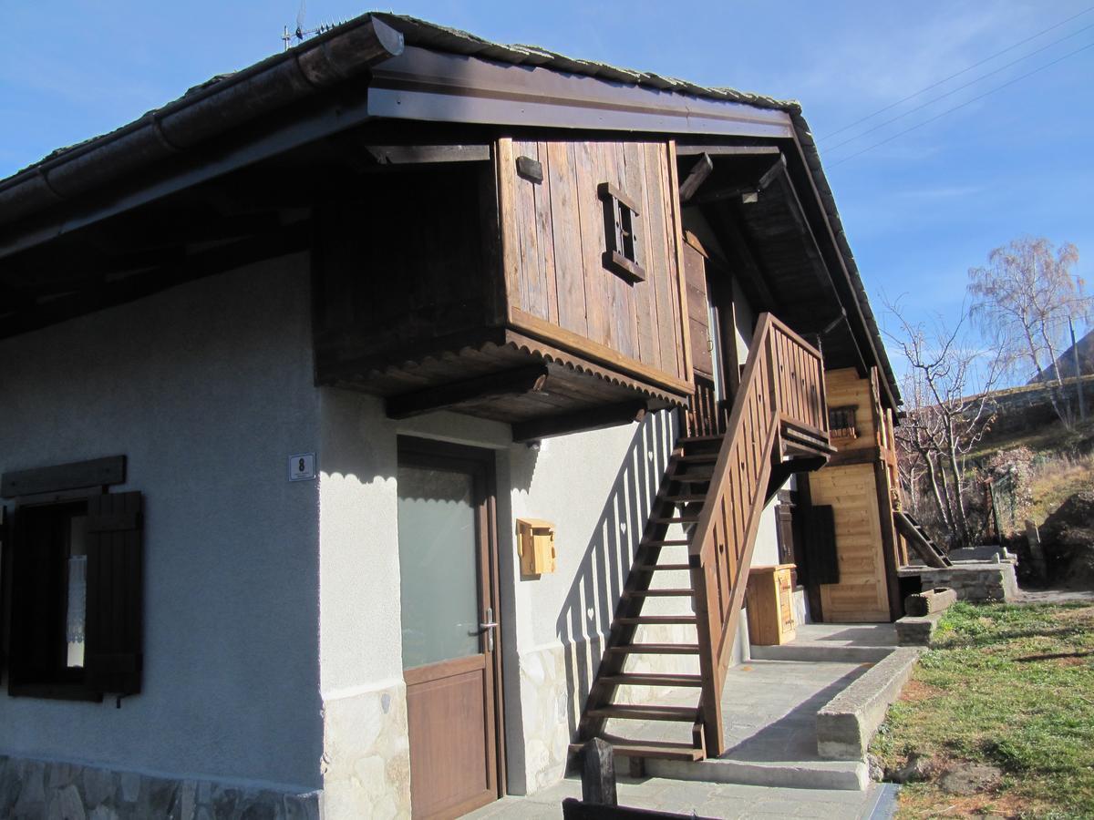 Maison Des Abeilles Vda Gressan N 0028 Exteriör bild
