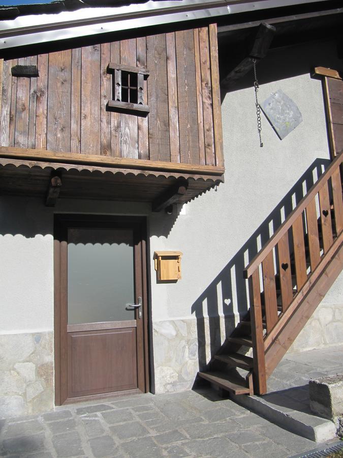 Maison Des Abeilles Vda Gressan N 0028 Exteriör bild
