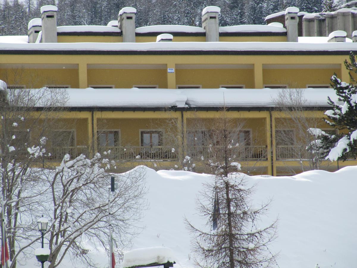 Maison Des Abeilles Vda Gressan N 0028 Exteriör bild